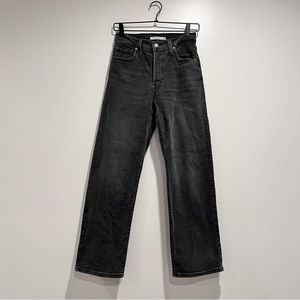 Levi’s Ribcage Straight Distressed Black Button Up Jeans Women’s Size 26